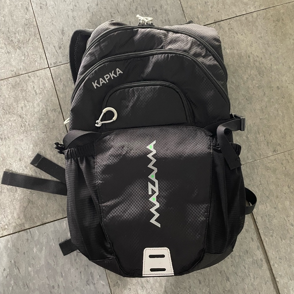 Mazama Kapka Running Hiking Day Bag Backpack with Water Bladder Compartment
